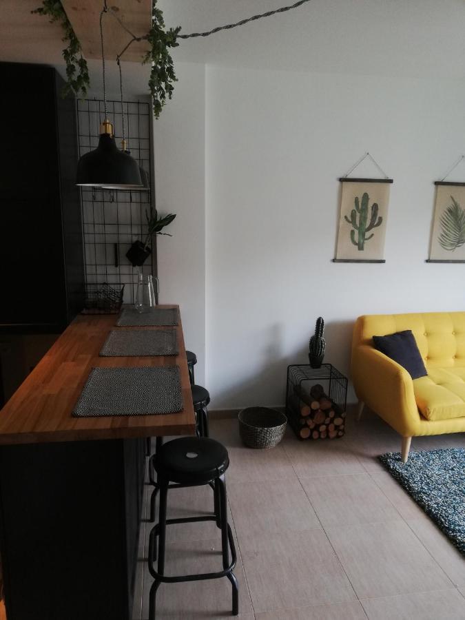 Pintoresco Piso A 5 Min De La Playa Wifi/Netflix Ares Kültér fotó
